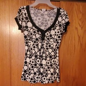 Eyeshadow size Small geometric top